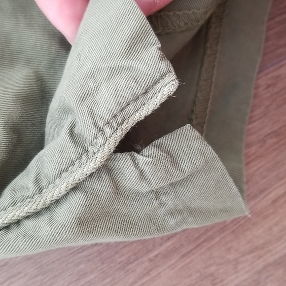 2/$25 Zara Trafaluc army green shorts size 4 - Picture 10 of 16